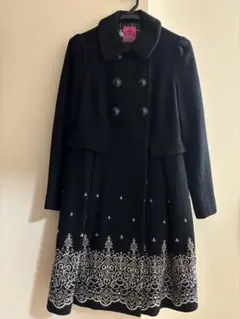DOLLY GIRL BY ANNA SUI 黒 刺繍入りコート S