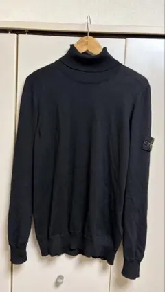 タートルネック ブラック ニット