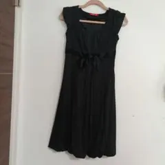 Apuweiser-riche ノースリーブ黒ワンピース