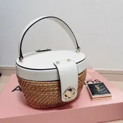 Item thumbnail for item ff50ed95-1182-4cae-9be5-db825606348f