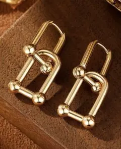 再入荷!【Tifany/ハードウェア風】ラージゴールドピアス2599円のサムネイル