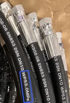 ローライダーハイドロポンプのバックプレート2枚カスタムエングレービング品 ローライダーハイドロポンプのバックプレート2枚カスタムエングレー