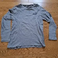 い*ず様 プーマ　ロンt　長袖Tシャツ　150 グレー