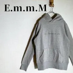 E.m.m.M　英字ロゴ　プルオーバーパーカー　長袖　綿100%　グレー　Fのサムネイル