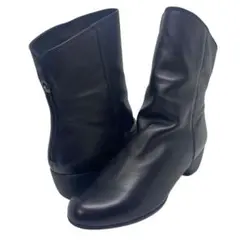 極美品　fitfit フィットフィット　24.5 バックジップ ショートブーツ