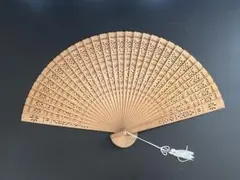 白檀透かし彫り扇子 本物保証 中国古玩骨董 - メルカリ