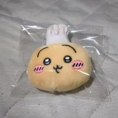 ちいかわ　レストラン コックさんなぬいぐるみ　おかおバッジ　うさぎ