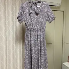 ボウタイ花柄フレアワンピース