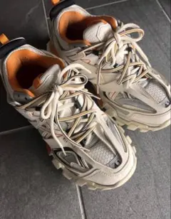 BALENCIAGA TRACK 38 (約25.5cm) ホワイト/オレンジ - メルカリ