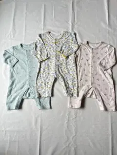 長袖カバーオール 3点セット　60-70㎝　花柄　前開き　ボタン