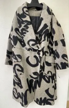 Grace Class 幾何学柄モノトーンコート 36 美品 - メルカリ