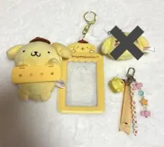 サンリオ　ポムポムプリングッズ　ぬいぐるみ　トレカケース