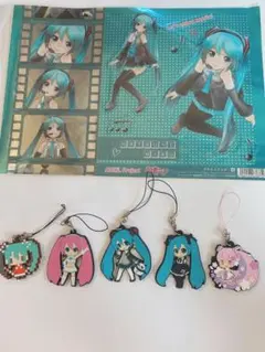 初音ミクラバーストラップ＋おまけシールとナップザック式の袋