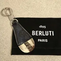 【未使用】美品 ベルルッティ Bロゴ レザー ネームタグ キーホルダー 未使用】美品 ベルルッティ Bロゴ レザー ネームタグ
