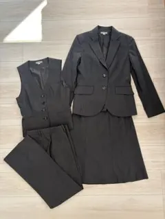 レディーススーツ【パンツ・スカート・ベスト付き】