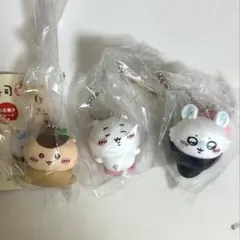 【新品】ちいかわ寿司　フィギュアキーホルダー　ちいかわ　くりまんじゅう　モモンガ