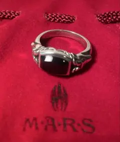 Item thumbnail for item 8e63f9fb-a914-4151-93fe-034977c5c16f