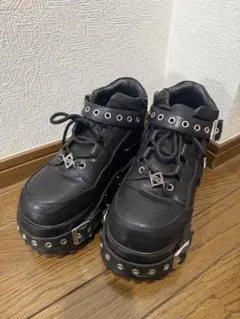 靴 ブーツ・革靴