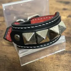 のりちゃんまん様専用ページ　15mmピラミッド鋲本革リストバンド