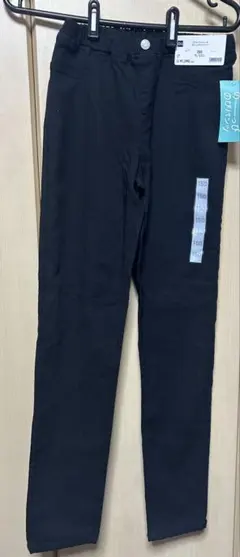 子供服　GU エクストラストレッチカラーレギンスパンツ　黒　150 タグ付き