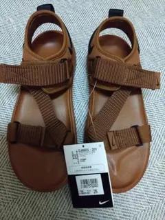 Nike スポーツサンダル ブラウン 25cm