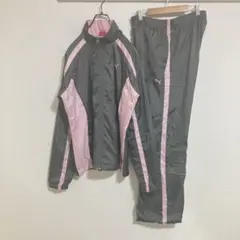 【セットアップ】PUMA プーマ　刺繍　ナイロン上下　グレーピンク　レディースM