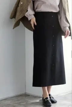 未使用タグ付き　裏微起毛ボタンスカート