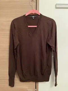 ユニクロ　薄手ウールニット　Mサイズ