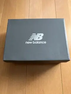 2026年最新】new balance 箱・ダンボール箱の人気アイテム - メルカリ