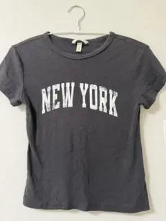 H&M NEW YORK ロゴ 半袖 Tシャツ グレー XSのサムネイル