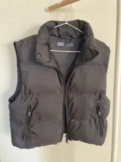 【美品】ZARA ブラック ダウンベスト