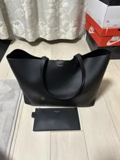 Item thumbnail for item 6b8d2cd2-e1b7-42bf-8f7d-375cbe7da659