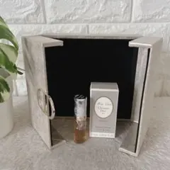 Dior プレステージ 特製ボックス ＆ ミスディオール パルファン