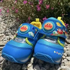 美品　大人気　アンパンマン　ムーンスター　スニーカー　ブルー　13cm