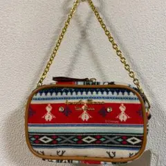 サマンサタバサ　アナと雪の女王チェーン付きポーチ