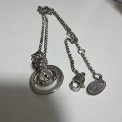 Vivienne Westwood オーブ ネックレス シルバーのサムネイル