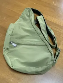 HEALTHY BACK BAG ヘルシーバックバッグ バッグ S 淡いカーキ色のサムネイル