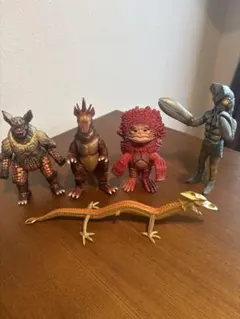 ウルトラマンシリーズ　怪獣　ソフビセット