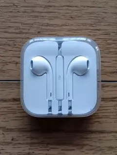 iPhone　純正イヤホン　有線イヤホン　未使用品　新品　アイフォン