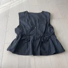 黒 ノースリーブ ベスト　完売品