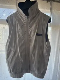 patagonia フリースベスト リバーシブル XSサイズ ホワイト、ブラウン