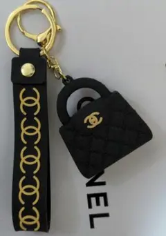CHANEL ミニバッグ キーホルダー 黒　訳あり