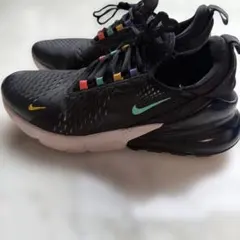 Nike Air Max 270 ブラック 25.5のサムネイル