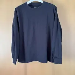 黒い長袖Tシャツ 160