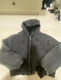 グレー フード付きパーカー