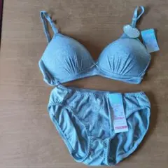 しまむら♥新品、未使用♥グレーのブラジャーショーツセット　Lサイズ