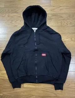 黒ジップパーカー