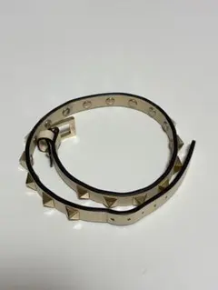 VALENTINO ロックスタッズ ブレスレット 白 美品 箱袋付 HE83 - メルカリ