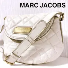 マークバイマークジェイコブス　ショルダーバッグ　レザー　キルティング　ホワイト