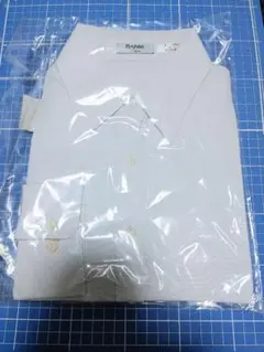 新品 アトリエ365 ホワイト長袖シャツ ブラウス S １枚のサムネイル